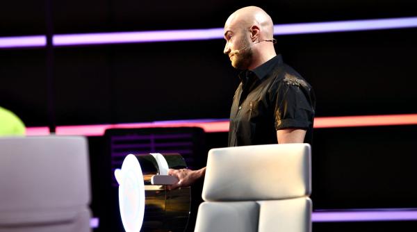 mihai bendeac gest in premiera la antena 1 daca nu fac acum ar insemna ca mint