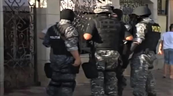 jaf la o casa de schimb valutar din incinta unui centru comercial