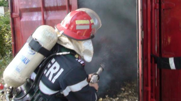 igsu lectii despre stinsul incendiilor din bucatarie