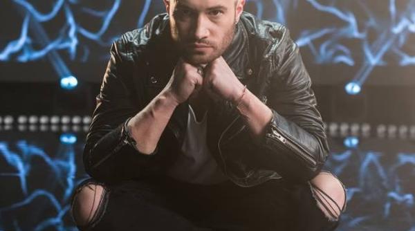 mihai bendeac sentiment unic parca eram hipnotizat est foarte rar acest sentiment