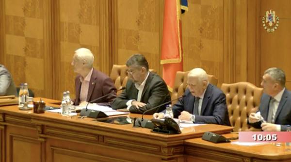 motiunea de cenzura se citeste acum in plen video live