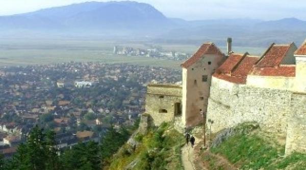 privatizarea aleii de promenada din rasnov lasa oamenii pe strazi asociatie din oras apel pentru o femeie lasata fara casa