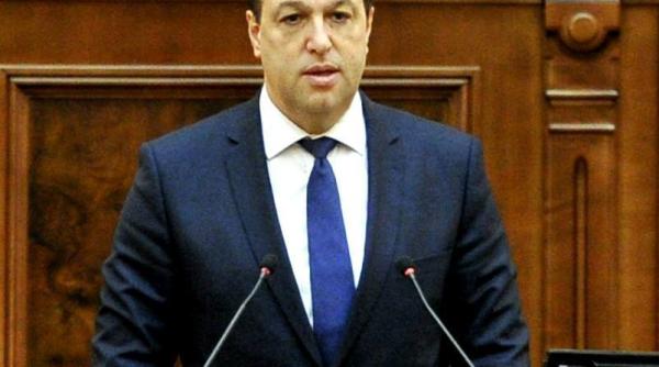 serban nicolae despre blocajul privind comisarul din partea romaniei  jocul politicianist al unora   aberant