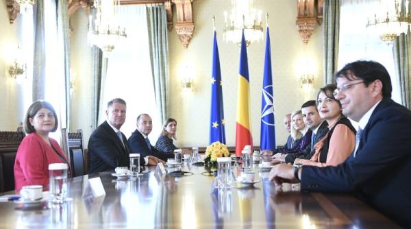 guvern politic sau tehnocrat iohannis a decis