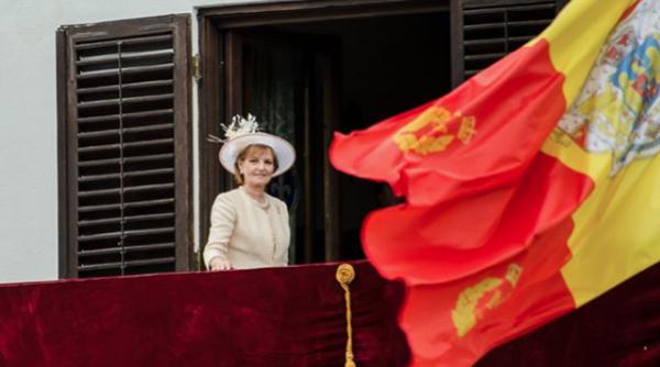 vizita regala in olanda custodele coroanei si principele radu vizita la curtea internationala de justitie de la haga