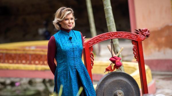 asia express carmen grebenisan si alina ceusan primul mesaj