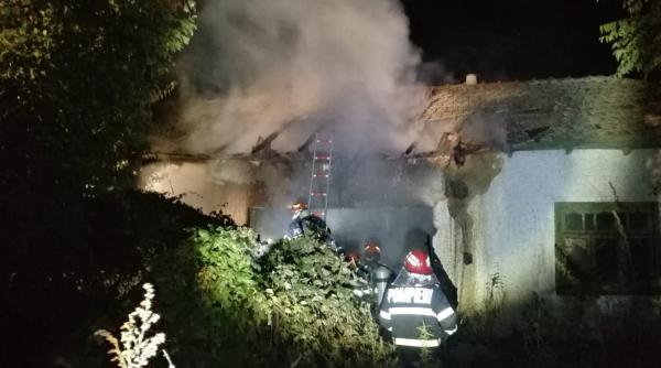 barbat mort intr un incendiu in tulcea