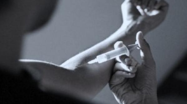 tatal care si a ucis fiica injectand o cu o substanta necunoscuta condamnat definitiv