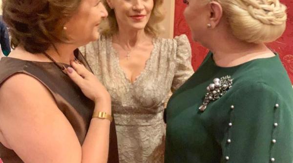 cum s au imbracat dancila si firea la botezul fetei alessandrei stoicescu