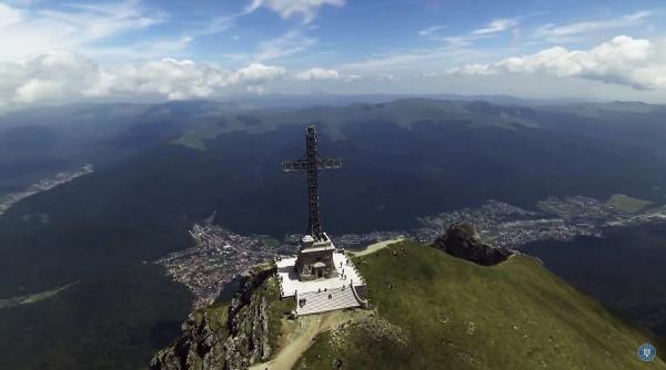 parapantist ranit in muntii caraiman salvamontistii au intervenit imediat