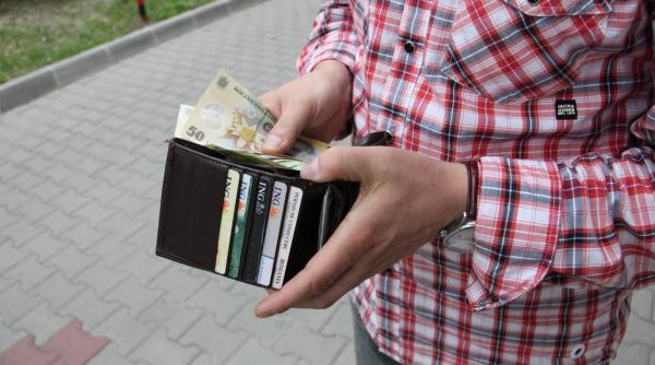 salariul minim prea mic pentru un trai decent florin manole psd este inacceptabil pentru un stat democratic