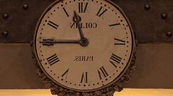 ora de iarna la noapte se schimba ora