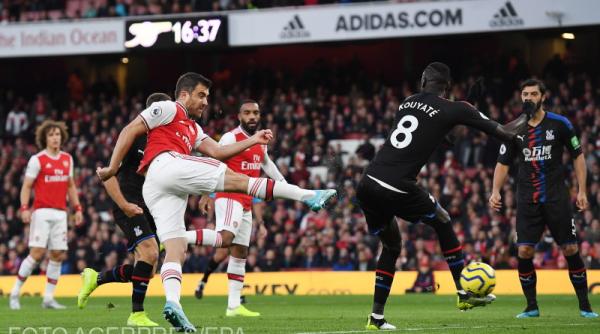 arsenal crystal palace 2 2 victoria tunarilor a fost negata de var
