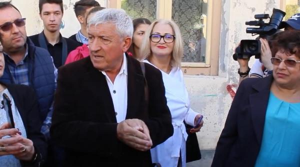 rolul presedintelui in politica externa diaconu nu te duci cu sotia de mana sa vizitezi muzee