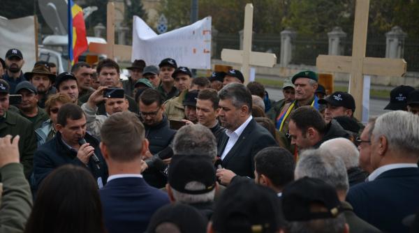 marcel ciolacu discutie cu silvicultorii protestatari critici la adresa lui barna s a acoperit de rusine si huiduieli ghinion