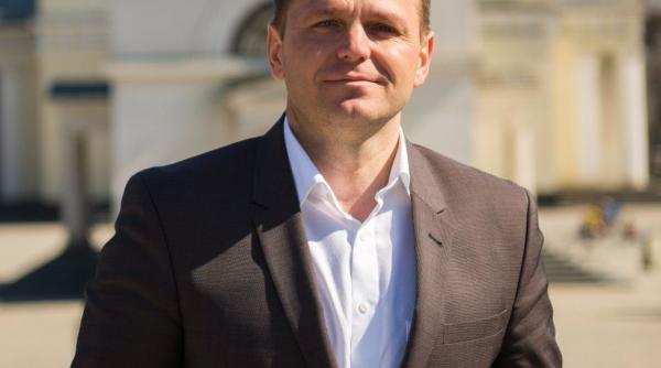 andrei nastase vicepremierul republicii moldova a devenit cetatean de onoare al clujului