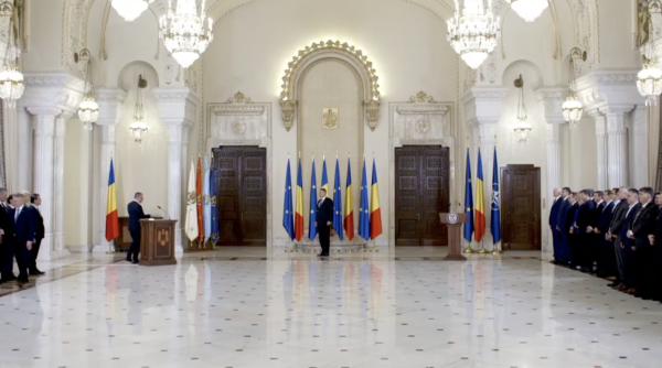 depunere juramant guvern orban citu a uitat sa puna mana pe biblie vela nu a pus deloc