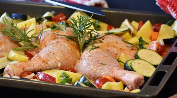 reteta pui cu usturoi simplu de facut iti lasa gura apa