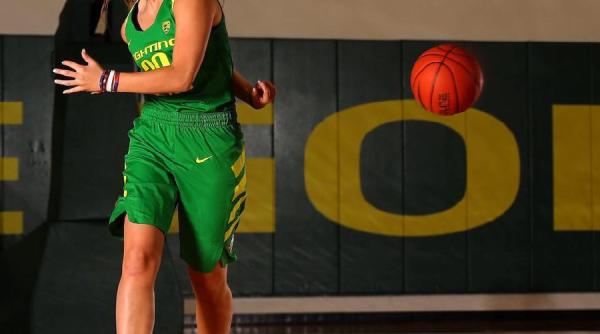 o romanca cea mai buna jucatoare de colegiu din sua sabrina ionescu ia titlul pentru al doilea an