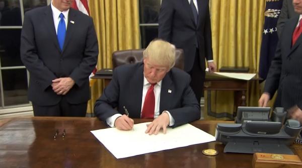 demitere trump democratii accelereaza procesul audieri publice