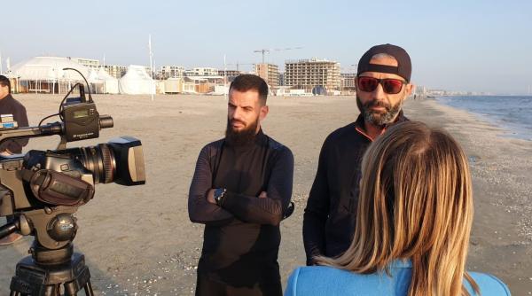 doi sportivi vor alerga de pe litoral pana pe varful moldoveanu pe un traseu de 500 de kilometri