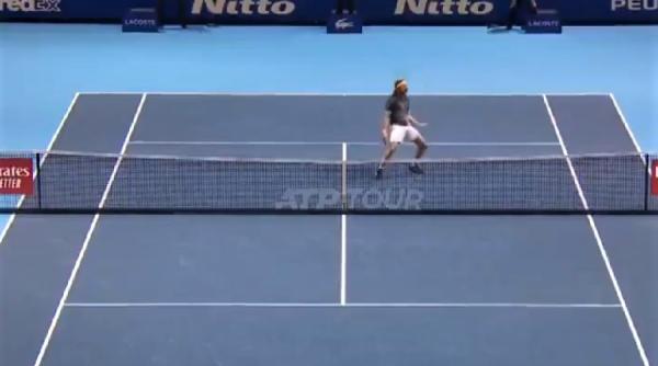 turneul campionilor tsitsipas medvedev rezultat surpriza in primul tur