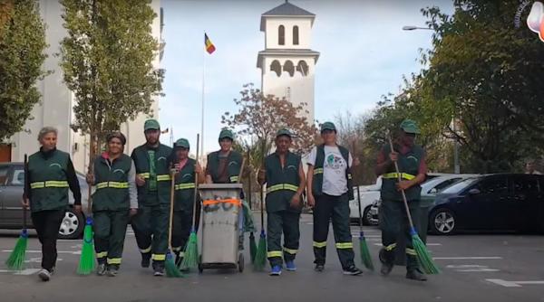 campanie pentru mentinerea curateniei in sectorul 4 video