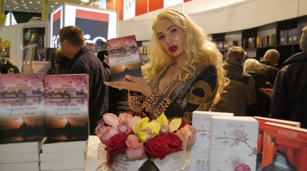 ioana lee  model de succes  romanca  vip si om de cultura  a cucerit sua si japonia