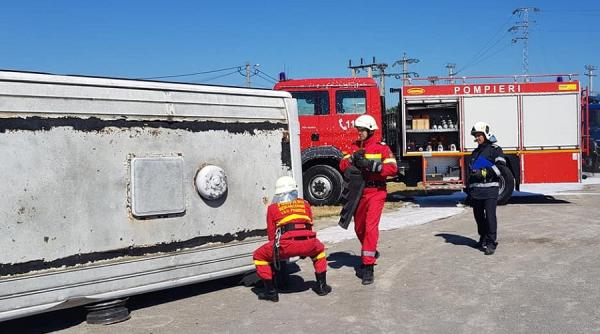 cisterna cu motorina rasturnata langa ploiesti a lovit un parapet de beton