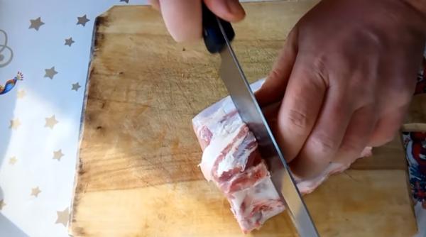 cum feliezi un cotlet de porc cu os metoda rapida si simpla video