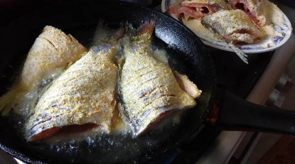 cum sa faci cel mai bun peste prajit reteta simpla