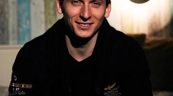 denis roabes lansare sub un alt nume ce se intampla cu the motans