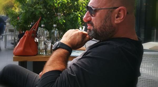 scarlatescu suparat a izbucnit sa le intre ceva in cap