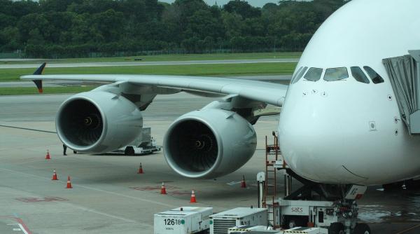 accident pe aeroportul din frankfurt doua avioane cu pasageri s au lovit