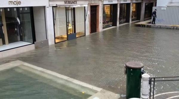 venetia are inca nevoie de turisti spun localnicii devastati de inundatii
