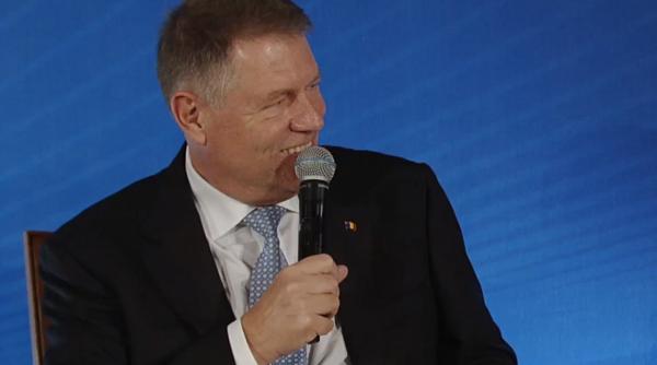 klaus iohannis atentionat de un jurnalist ca vorbeste prea mult cu moise guran