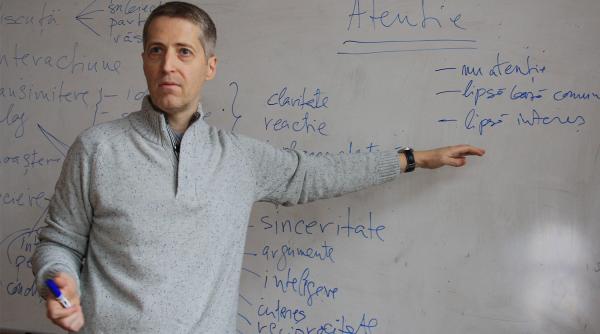 radu herjeu a anuntat cum alege cu cine va vota sufar de un idealism rational