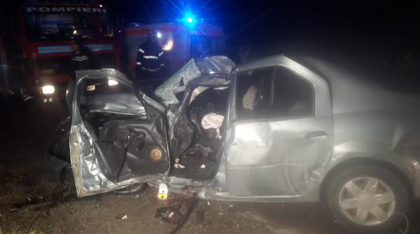 trafic blocat pe dn 1a coliziune intre un tir si o masina doi raniti grav