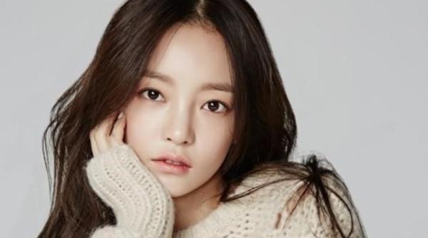 cantareata sud coreeana de k pop goo hara a fost gasita decedata in locuinta sa din seul
