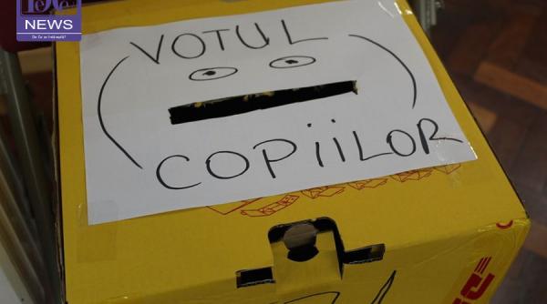 si copiii au votat urna speciala in colchester marea britanie