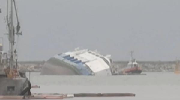 ministrul transporturilor a dispus ancheta in cazul navei rasturnate in portul midia