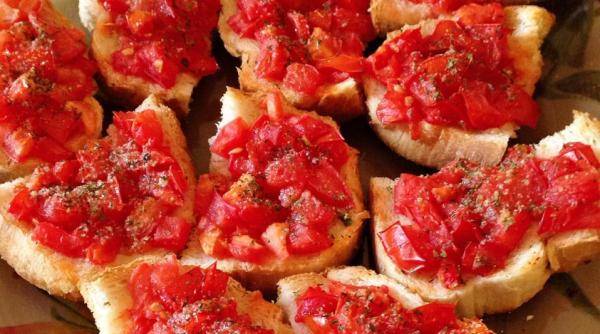 bruschete cu rosii si usturoi reteta de post delicioasa