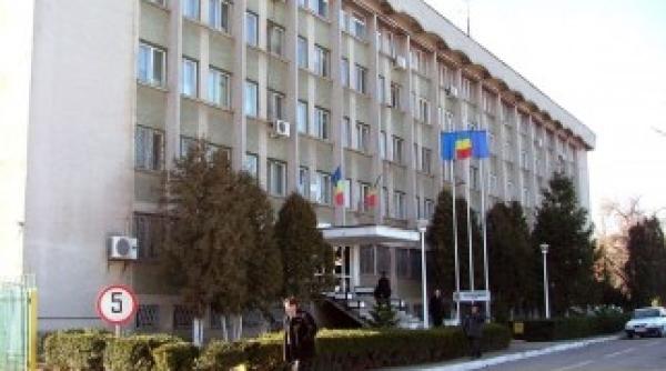 cui apartin fragmentele osoase gasite pe un camp langa caracal