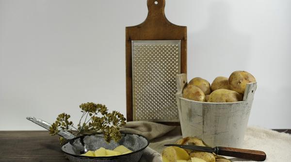 cartofi umpluti la cuptor reteta usor de facut si acasa