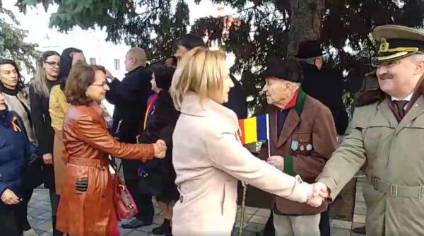 veteranul emil veteleanu supravietuitor al bataliei de la cotul donului va fi facut cetatean de onoare al ramnicului