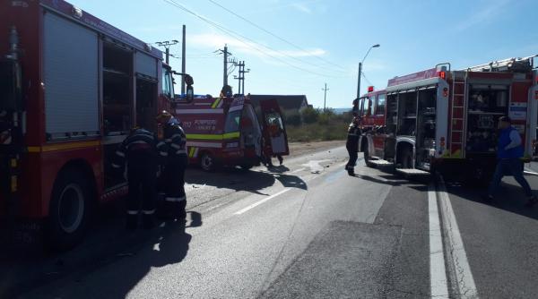 autobuz cu 30 de pasageri  implicat intr un accident in judetul braila