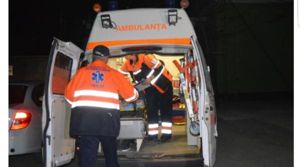 copilul de 3 ani cazut in scara blocului alaturi de bunic a murit