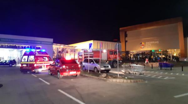 mall ul din sibiu evacuat de urgenta din cauza unui incendiu