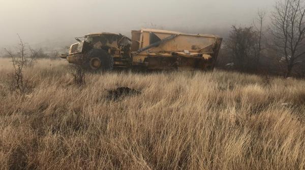 basculanta rasturnata in zona carierei geomal soferul a murit
