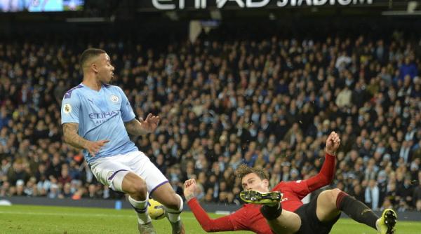 manchester city zdrobita dupa derby nu exagerez cand spun ca united trebuia sa inscrie de 5 sau 6 ori